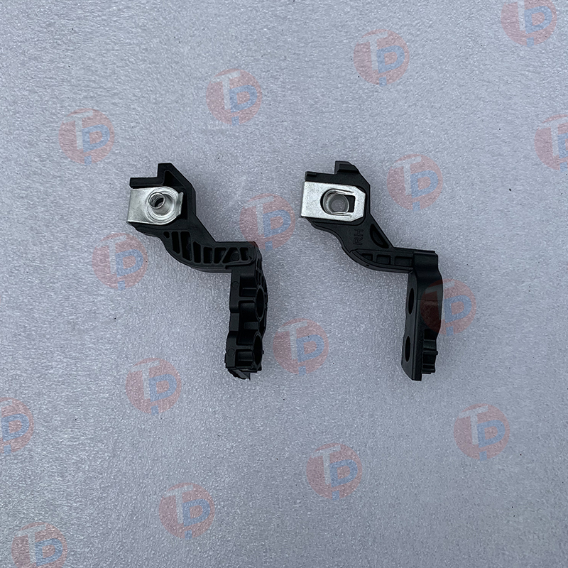 Aftermarket Head Lamp Bracket for Ford mondeo fusion 2017-2019 big Right Side