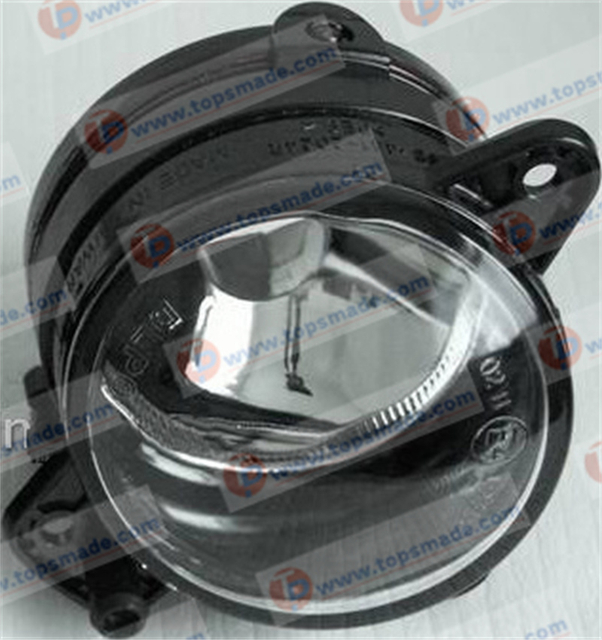 FOR SKODA FABIA Ⅰ 04-06 FOG LAMP RIGHT SIDE 7E0-941-700 7E0941700/SD0036
