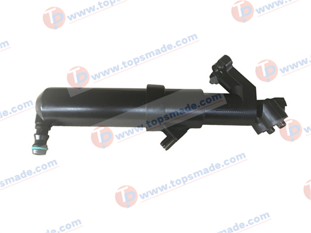 FOR MERCEDES-BENZ C W203 00-06 SPRAY NOZZLE RIGHT SIDE 169-860-12-47 1698601247/BZ0123