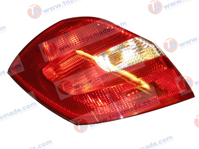 FOR SKODA FABIA Ⅱ 07-14 TAIL LAMP RIGHT SIDE 5J6-945-112 5J6945112/SD0094