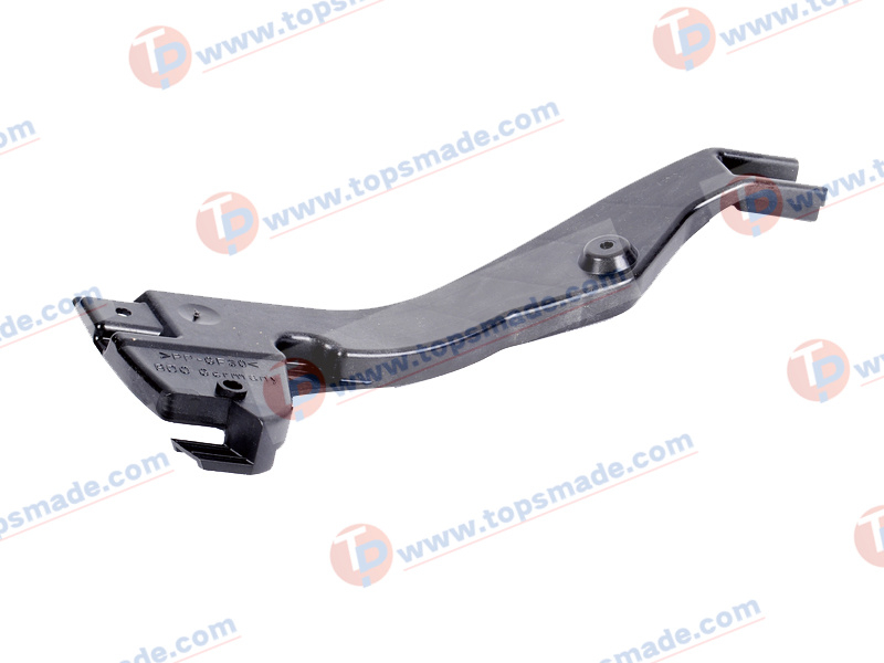 FRONT FENDER BRACKET LH - replacement for - AUDI A4 2004 -07