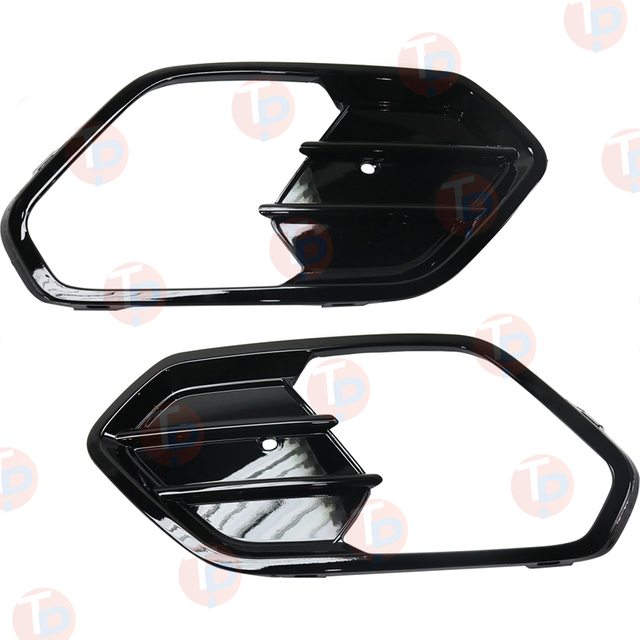 Aftermarket Fog Lamp Cover for Ford Kuga/escape 2017 Gloss Black Right Side